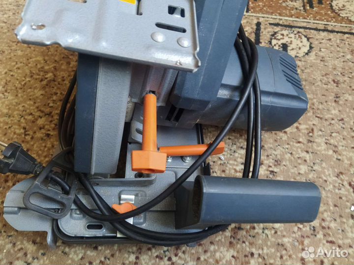 Дисковая пила интерскол