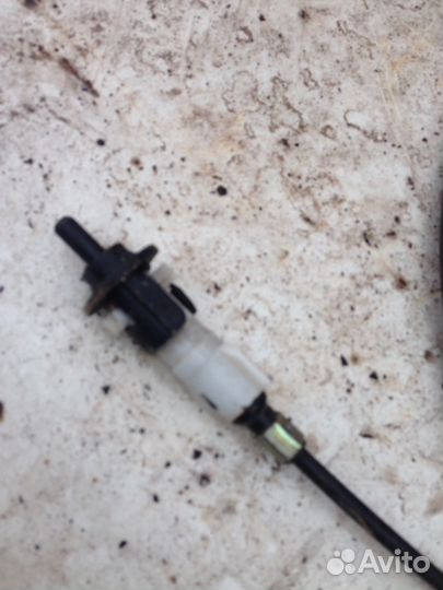 Трос бензобака Джили Эмгранд Х-7