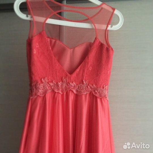 Вечернее платье