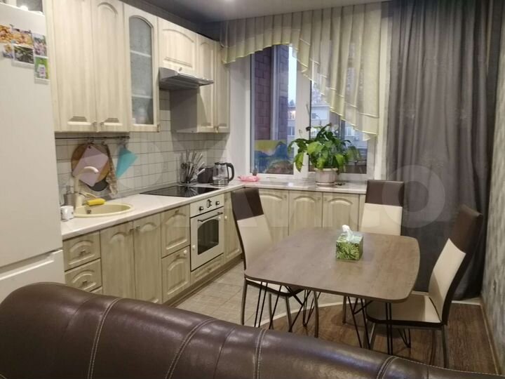 2-к. квартира, 53 м², 3/25 эт.