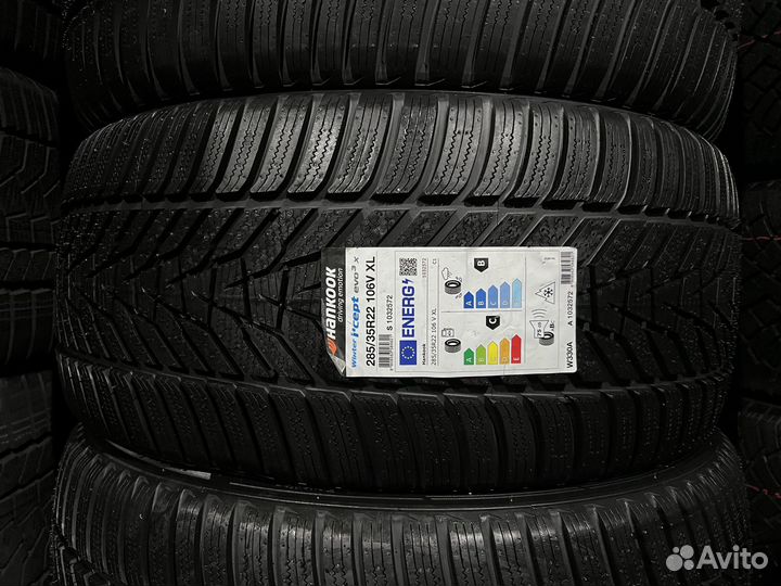 Hankook Winter I'Cept Evo 3 X W330A 315/30 R22 и 285/35 R22 110V