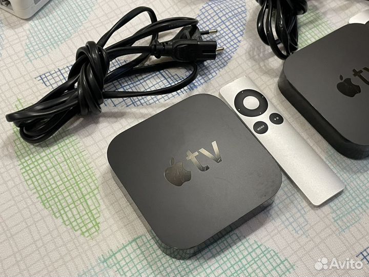 Техника Apple TV 2 приставка