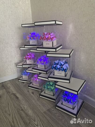 Подарок на 8 марта коробка с бабочками