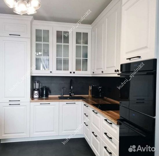 Кухня на заказ Белая Неоклассика