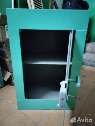 Шкаф металлический сейф