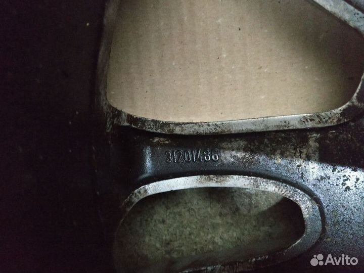 Вольво XC60 XC70 литой диск R18 31200896