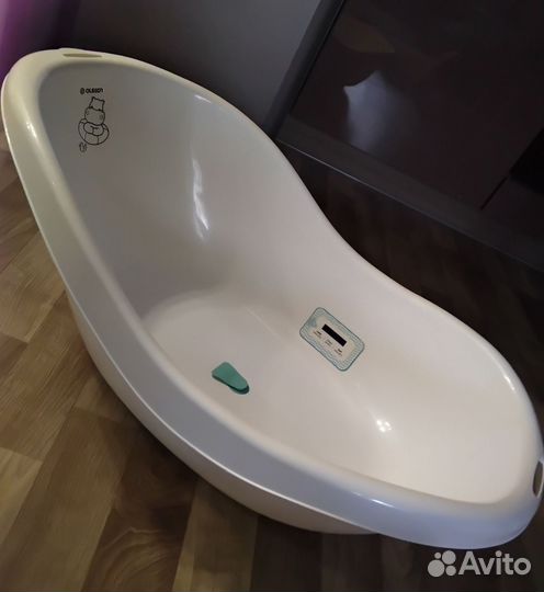 Ванночка для купания с горкой