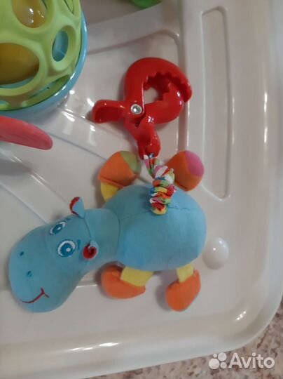 Развивающие музыкальные игрушки-погремушки