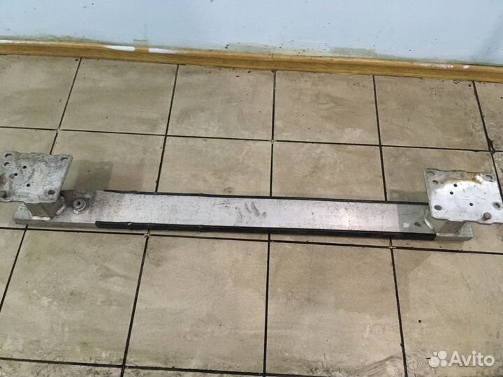 Усилитель бампера задний Пежо 307 универсал