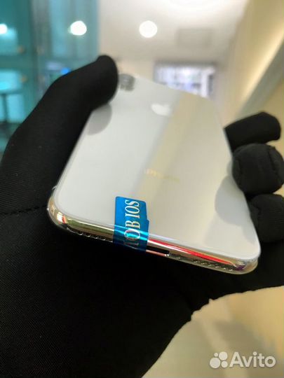 iPhone X, 64 ГБ