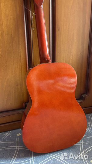 Гитара акустическая