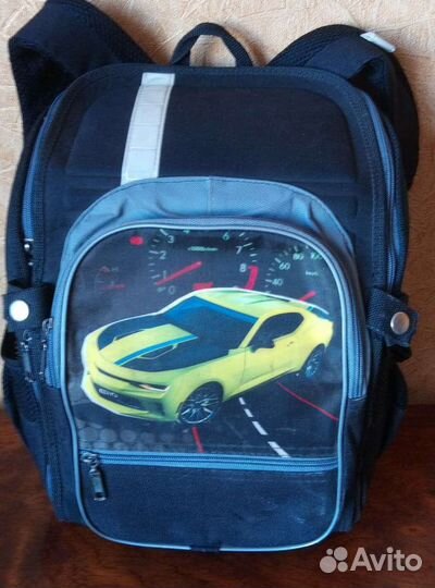 Школьный рюкзак