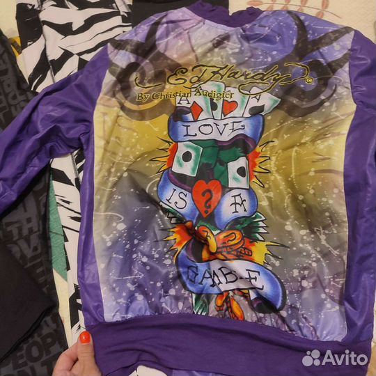 Пакетом спортивная одежда на 42-44