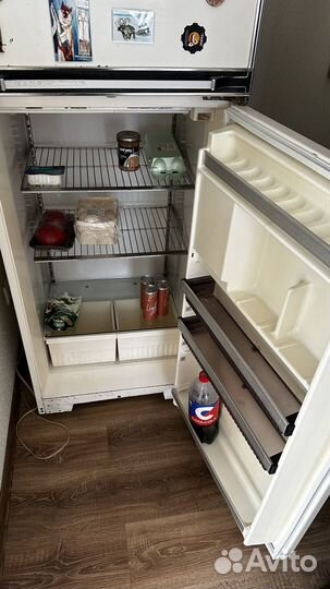 Холодильник бу Ока