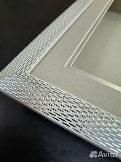 Глубокая рамка для предметов