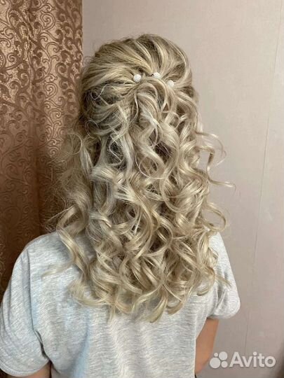 Парикмахер универсал Колорит,Мастер маникюра