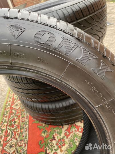 ONYX NY-801 205/60 R16 92H