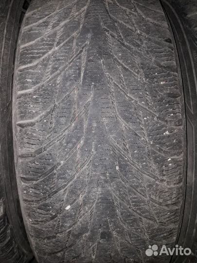 Nokian Tyres Hakkapeliitta R2 215/60 R16 99R