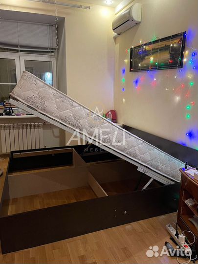Кровать 180х200 см