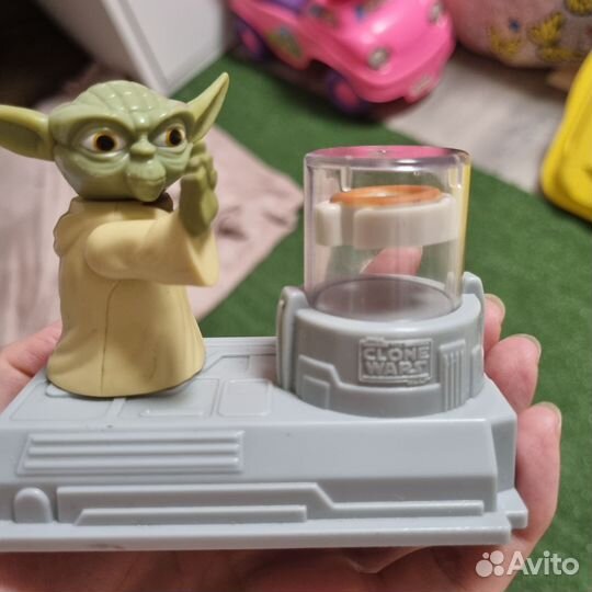 Игрушка из макдональдса