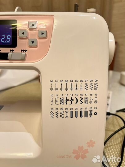 Швейная машина Janome 2030 DC