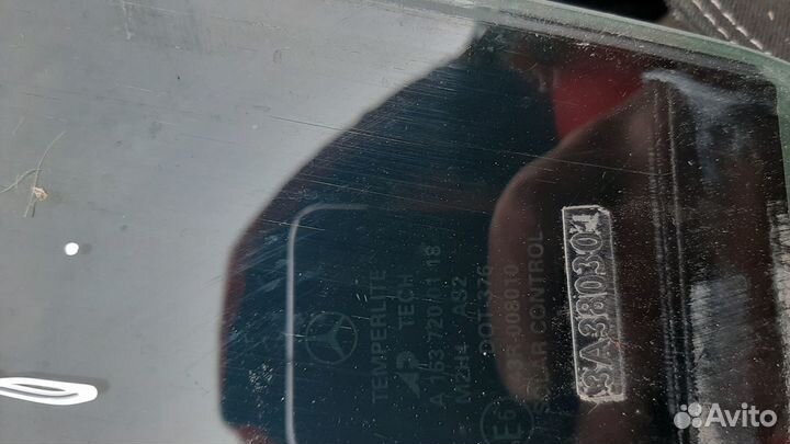 Мерседес М-Класс Стекло переднее левое AS2 Лев