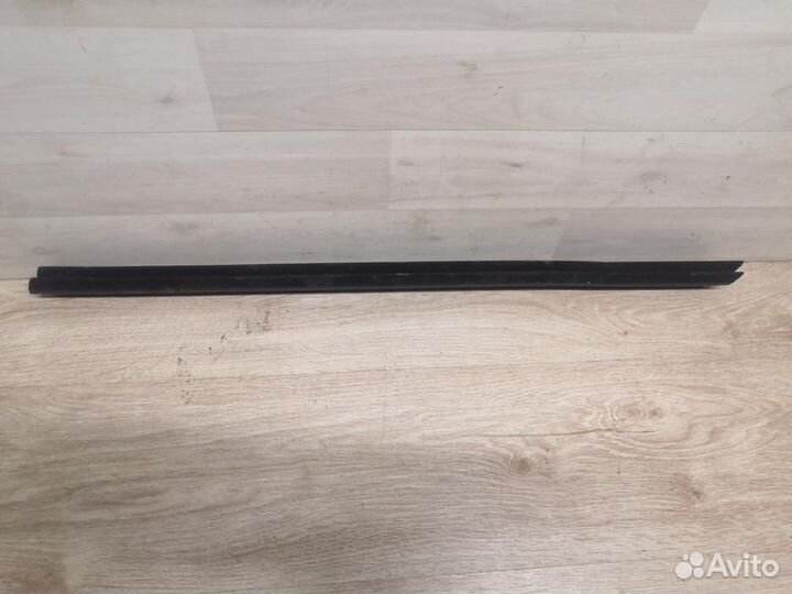 Уплотнитель Renault Arkana