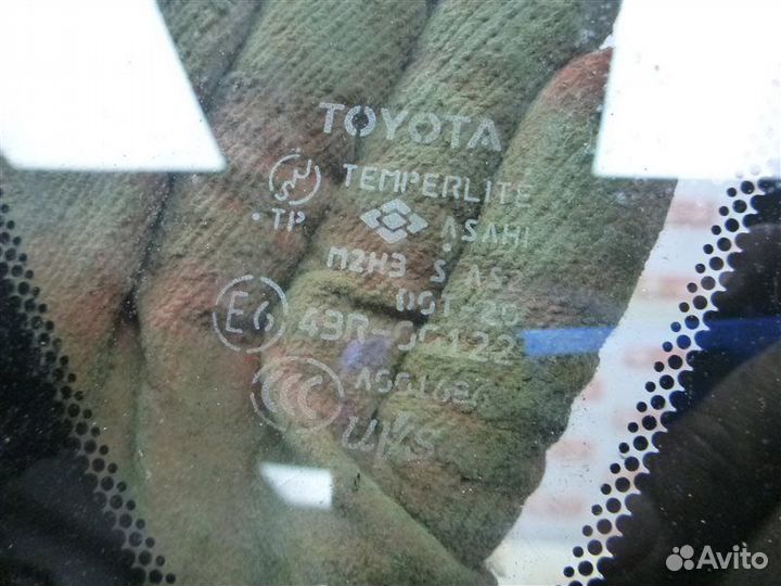Стекло заднее правое Toyota Rav4 ACA30 1azfe 2006