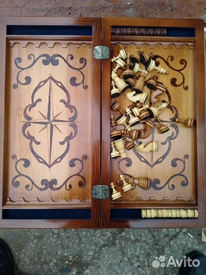 Шахматы нарды шашки 3 в 1 ручной работы