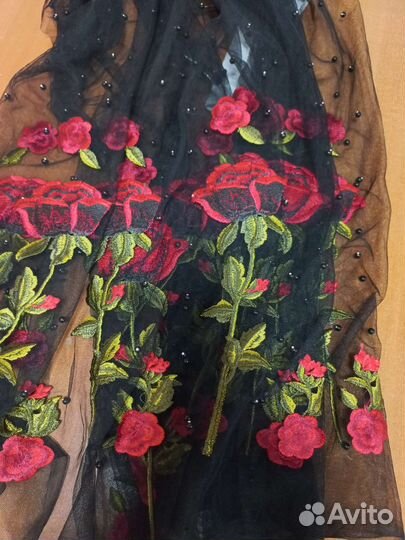 Ткань купонная сетка с вышивкой