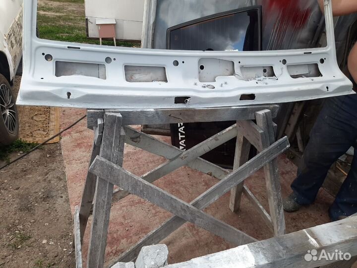 Крышка багажника Ваз 2114