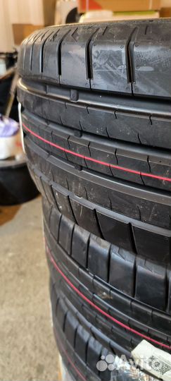 Bridgestone Potenza Sport 225/50 R17