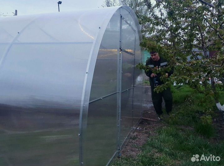 Теплица из поликарбоната