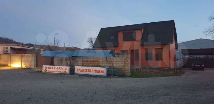 Дом 203 м² на участке 3 сот.