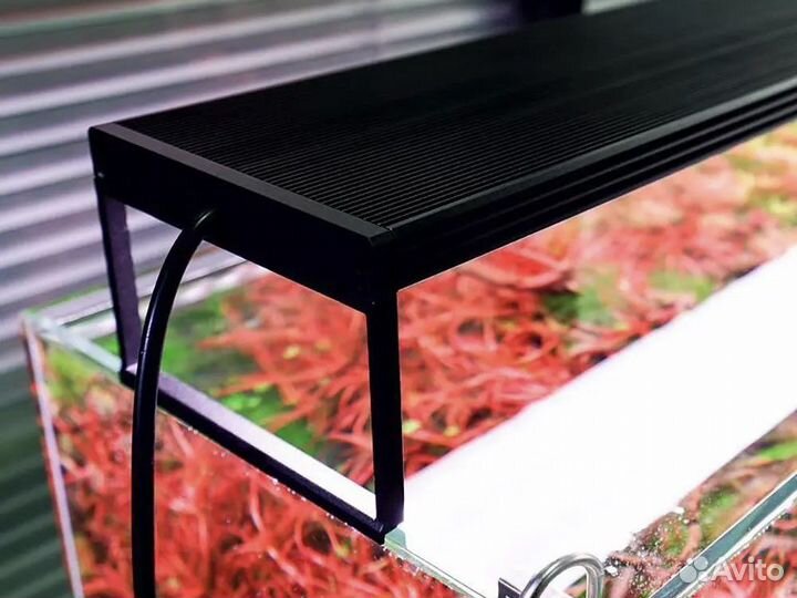 Светодиодный светильник для аквариума Chihiros