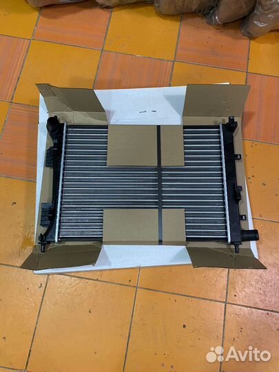 Радиатор KIA RIO 3-Solaris