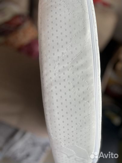 Матрасик для новорожденных в круглую кроватку