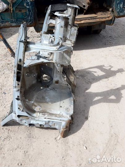 Четверть передняя правая левая Audi А4 B5 Рест