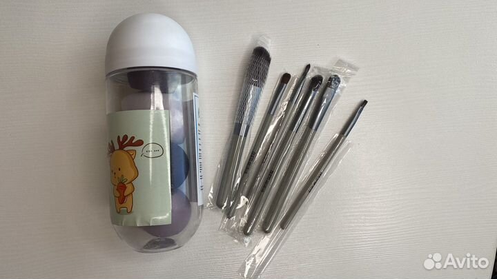 Спонжи и кисти для макияжа