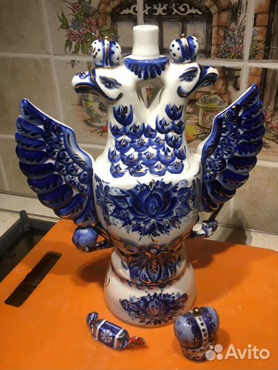 Штоф «Двуглавый орёл» (Гжель) 1,9 л