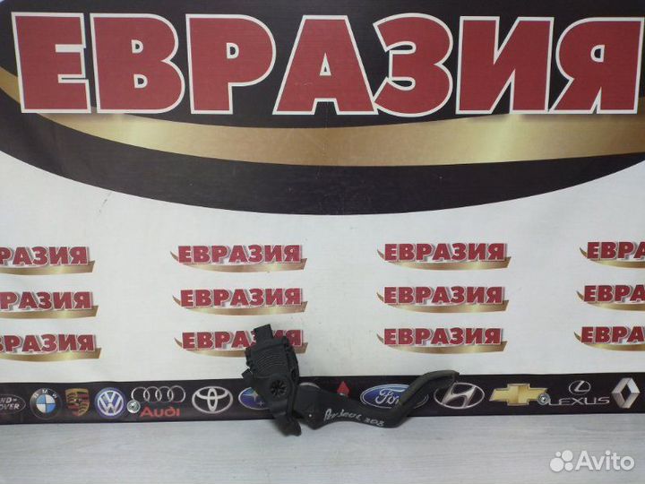 Педаль газа Peugeot 308 2009
