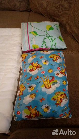 Детское одеяло и подушки