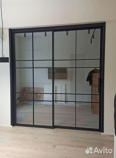 Стеклянная перегородка лофт