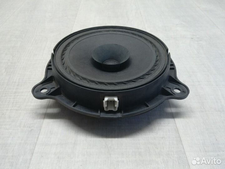 Динамик Nissan Tiida C11 1.6 HR16DE 2012