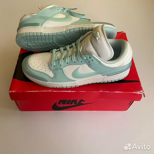 Nike Dunk Low Twist Jade Ice 11 US 43 EUR 8.5 UK 2
