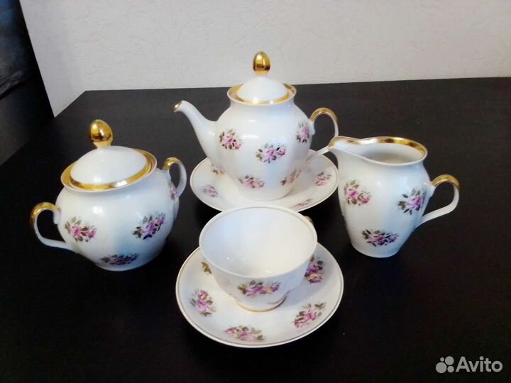 Набор столовой посуды