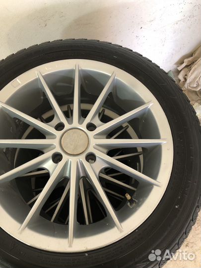Bridgestone Blizzak WS-15 15/4.5 R15.3 88C