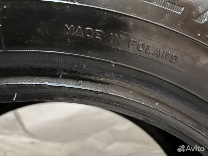 Goodyear UltraGrip 225/65 R15