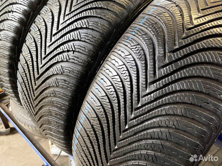 Michelin Alpin 5 215/65 R16