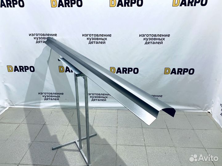 Пороги для Toyota Corolla 150 2006-2013 (E150)